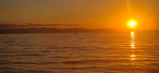 Sonnenuntergang am Malawisee, Pumulani, Malawi &copy; Foto: Ulrike Pârvu | Outback Africa Erlebnisreisen