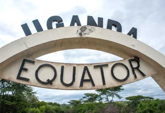 Am Äquator in Uganda &copy; Foto: Marco Penzel | Outback Africa