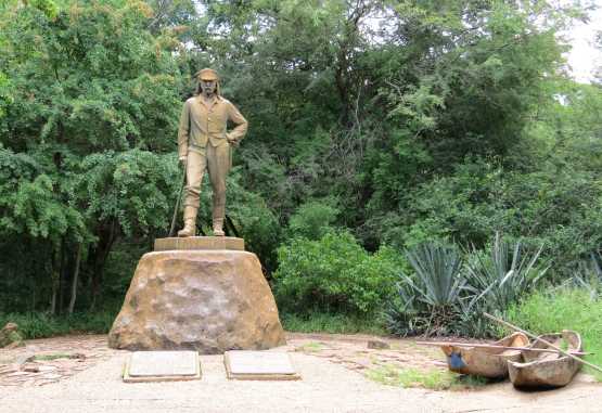 Statue von David Livingstone, Victoria Falls Nationalpark &copy; Foto: S.Schlesinger| Outback Africa