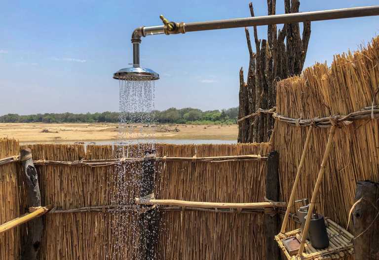 Takwela Camp, Dusche © Foto: Marco Penzel | Outback Africa
