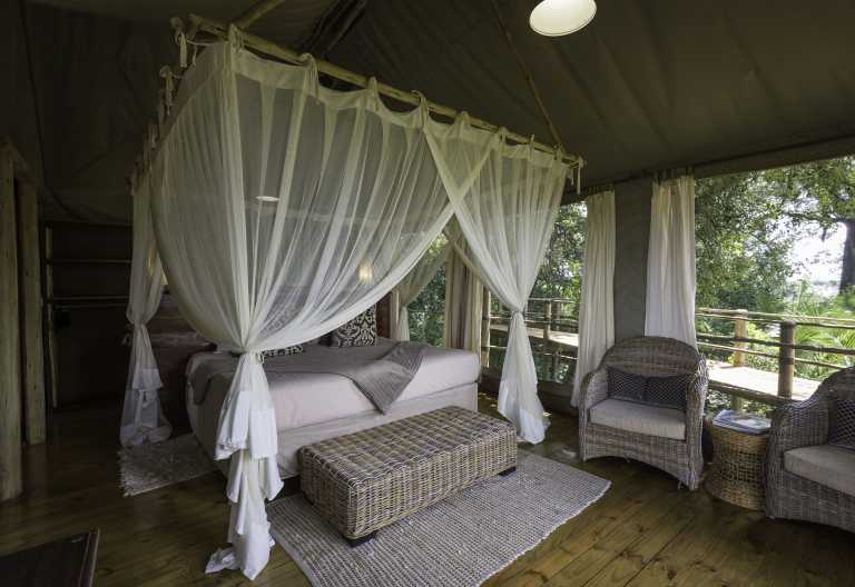 Jacana Camp, Zeltchalet innen © Foto: Dana Allen | Wilderness Safaris