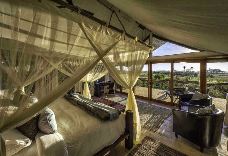 Litte Tubu Camp, Blick vom Bett aus © Foto: Dana Allen  Wilderness Safaris