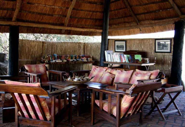 Nsefu Camp, Lounge © Foto: Robin Pope Safaris