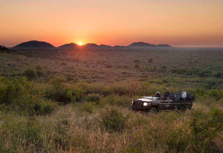 Madikwe Safari Lodge, Pirschfahrt © Foto: DOOKPHOTO