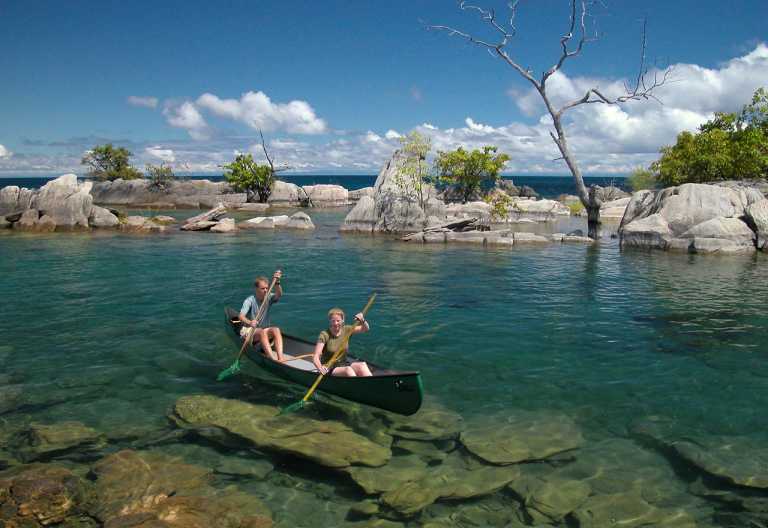 Kanufahren auf dem Malawi See