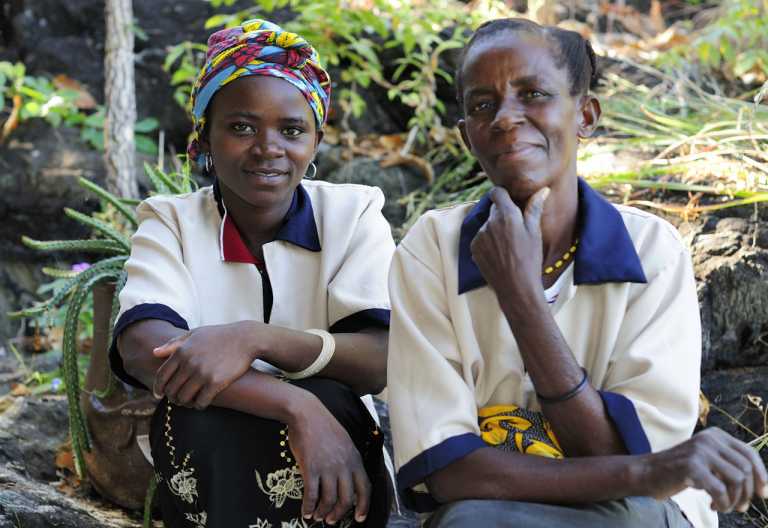 Die freundlichen Zimmermädchen der Nkwichi Lodge © Foto: Marco Penzel | Outback Africa