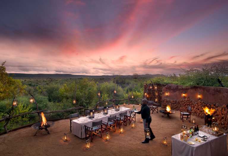 Madikwe Kopano Lodge, Dinner im Freien © Foto: DOOKPHOTO