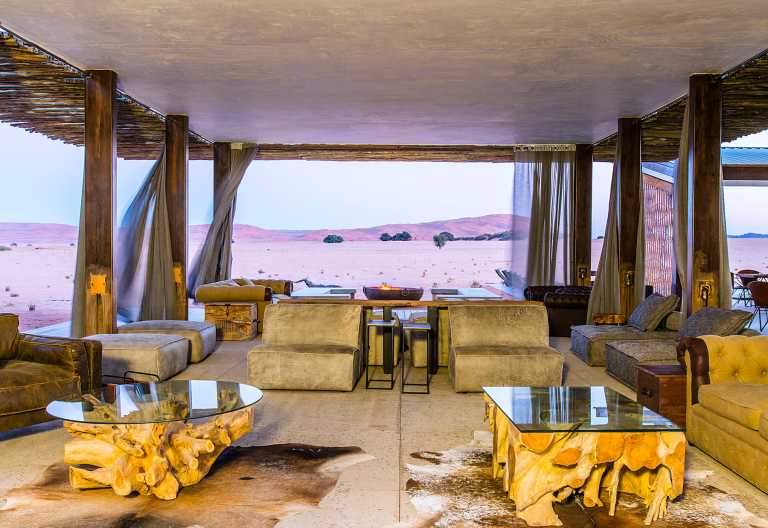Lounge mit Aussicht in die Namib, Dead Valley Lodge © Foto: Roy van der Merwe