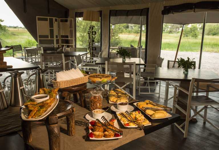 Gomoti Plains Camp; High Tea © Foto: Andrew Howard | Machaba Safaris