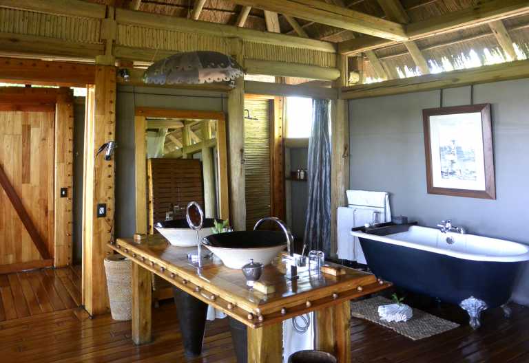 Badezimmer, der Zeltsuite,Jao Camp, Okavango-Delta © Foto: Ulrike Pârvu | Outback Africa