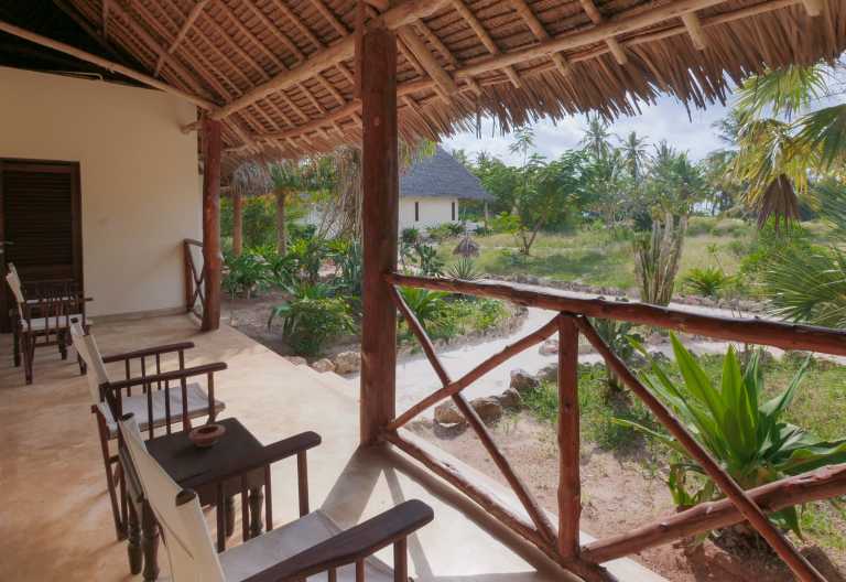 Zanzibar Pearl Boutique Hotel & Villas, Ausblick von der Oyster Suite in den Garten © Foto: Zanzibar Pearl Boutique Hotel & Villas