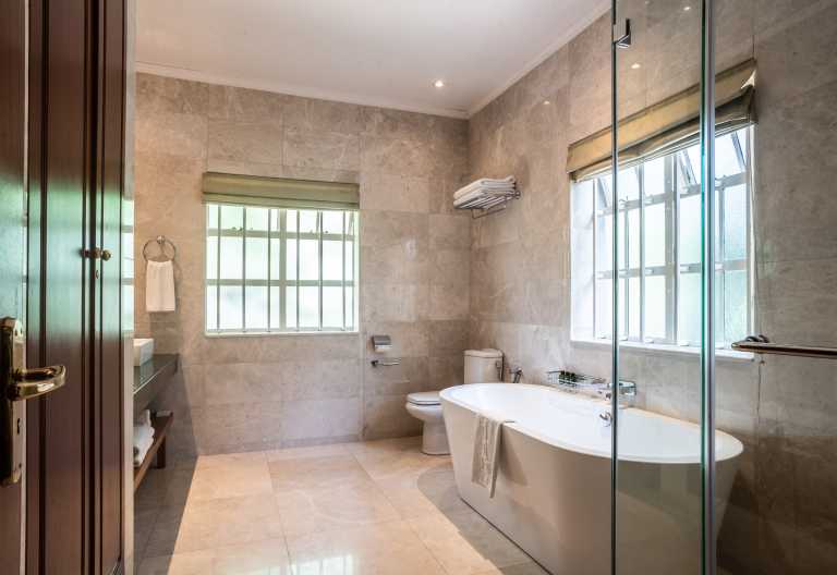 Badezimmer im Cottage, House of Waine Nairobi © Foto: Jerry Riley