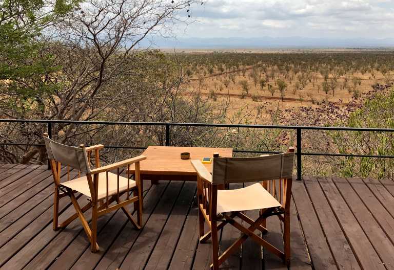 Terrasse der Lodge Elsas Kopje, Meru Nationalpark © Foto: Svenja Penzel | Outback Africa
