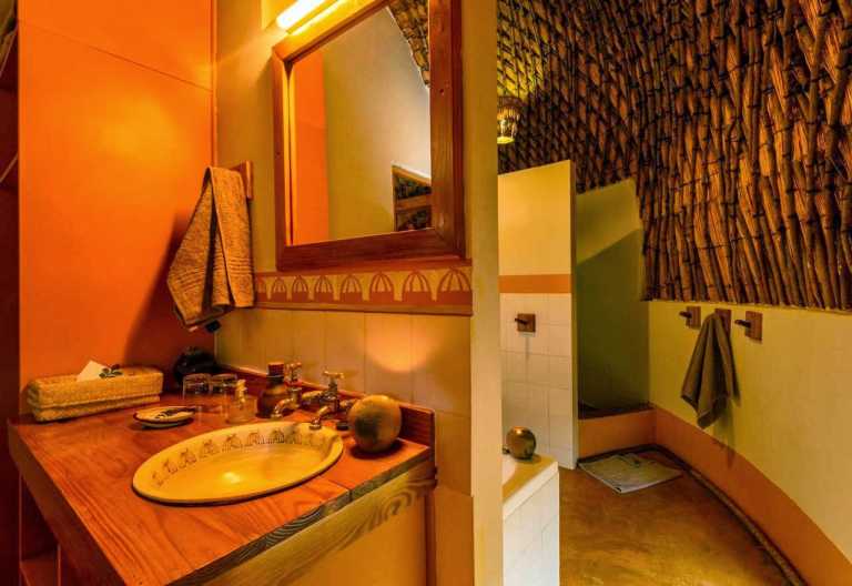 Isibindi Zulu Lodge, Badezimmer