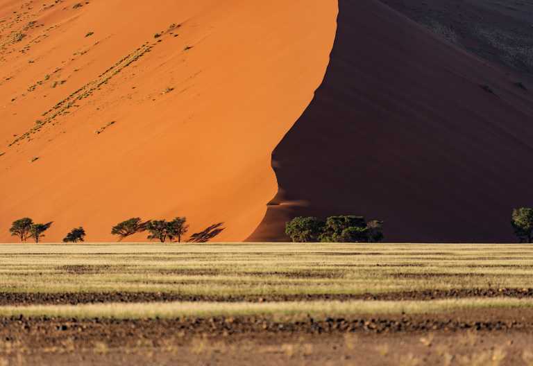 Dünen am Weg zum Sossusvlei, Namib-Wüste &copy; Foto: Marco Penzel | Outback Africa
