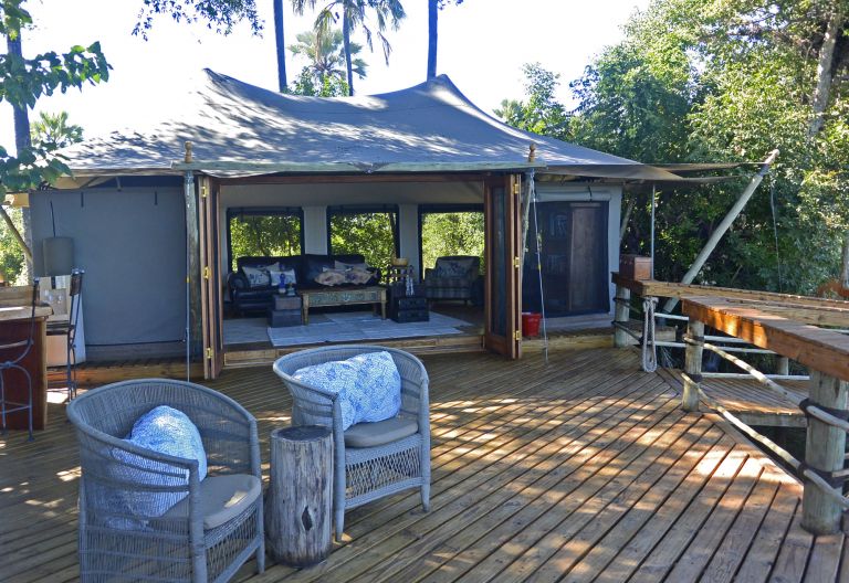 Lounge und Terrasse, Pelo Camp, Okavango-Delta © Foto: Ulrike Pârvu | Outback Africa