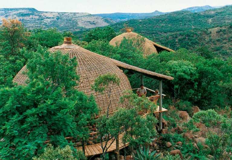 Isibindi Zulu Lodge, Außenansicht der Chalets