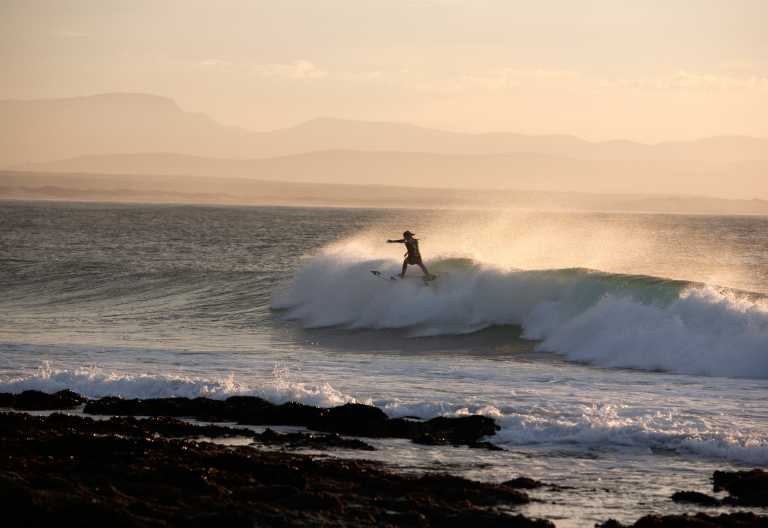 Surfen an der Wild Coast, Südafrika &copy; Foto: Foto: Leonie Marinovich | South African Tourism