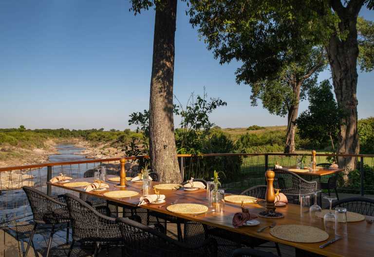 Dinner auf der Terrasse, Rekero Camp © Foto: Asilia Africa