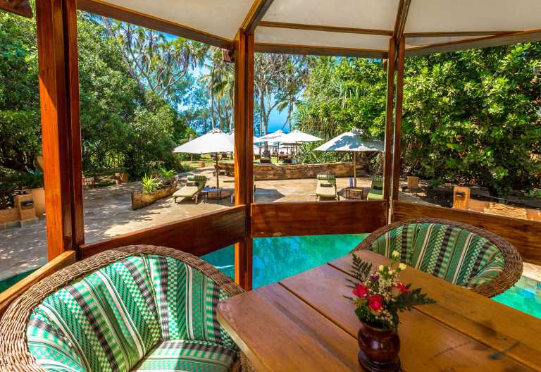 Poolbereich des Nomad Beach Resort © Foto: Nomad Beach Resort