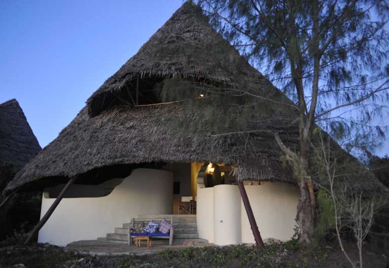 Unguja Lodge, Chalet mit Terrasse zum Meer hin © Foto: Svenja Penzel | Outback Africa