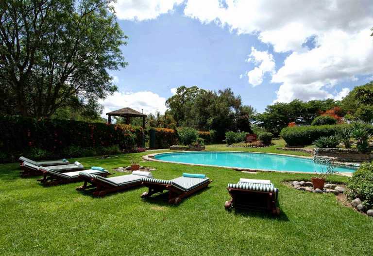 Ol Pejeta House, Poolbereich und Garten