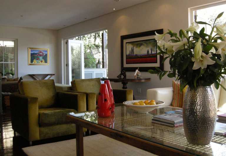 Four Rosmead Guesthouse, Lounge