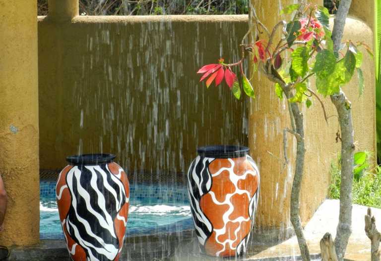 Flamingo Hill Camp, Pool mit Wasserfall