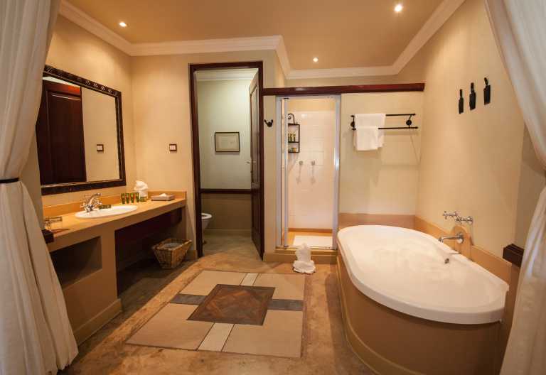 Badezimmer, Chobe Safari Lodge © Foto: Chobe Safari Lodge