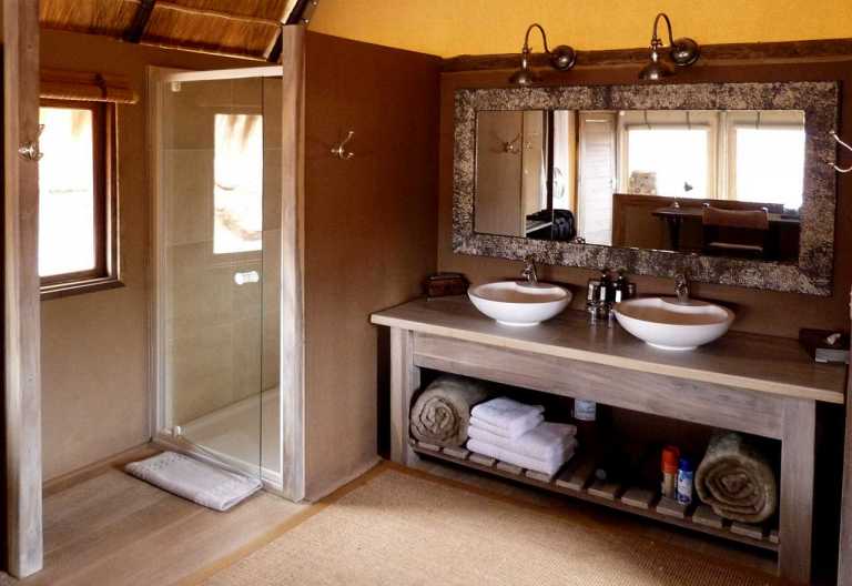 Mowani Mountain Camp, Bad © Foto: Jens Döring | Outback Africa