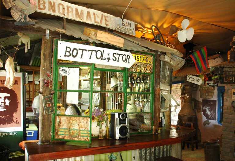 Etosha Safari Camp, Oshebeena-Bar