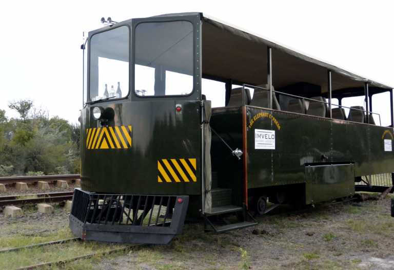 Camelthorn Lodge, Elephant Expres © Foto: Ulrike Pârvu | Outback Africa