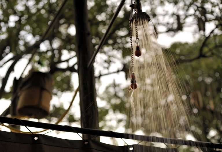 Chada Katavi Camp, Dusche © Foto: Marco Penzel | Outback Africa