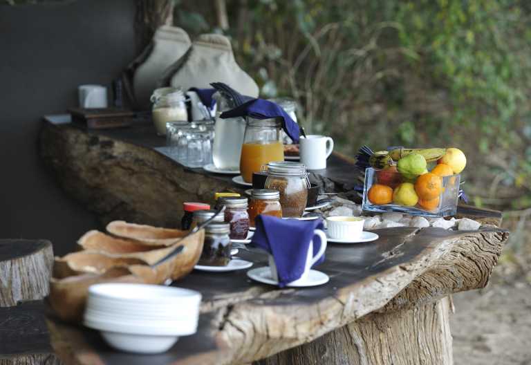Frühstücks-Buffet in Tena Tena © Foto: Marco Penzel | Outback Africa