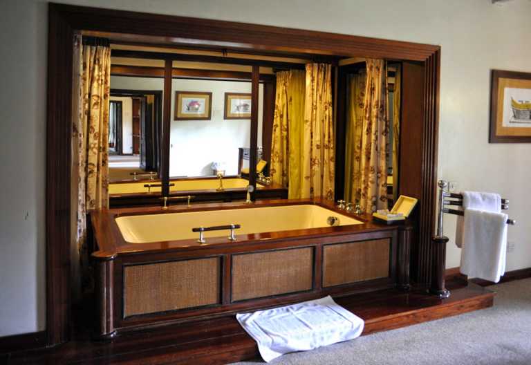 Ol Pejeta House, Badewanne in der Wand © Foto: Svenja Penzel | Outback Africa
