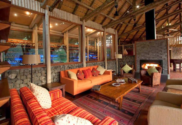 Rhino Post Safari Lodge, Lounge © Foto: Guy Upfold