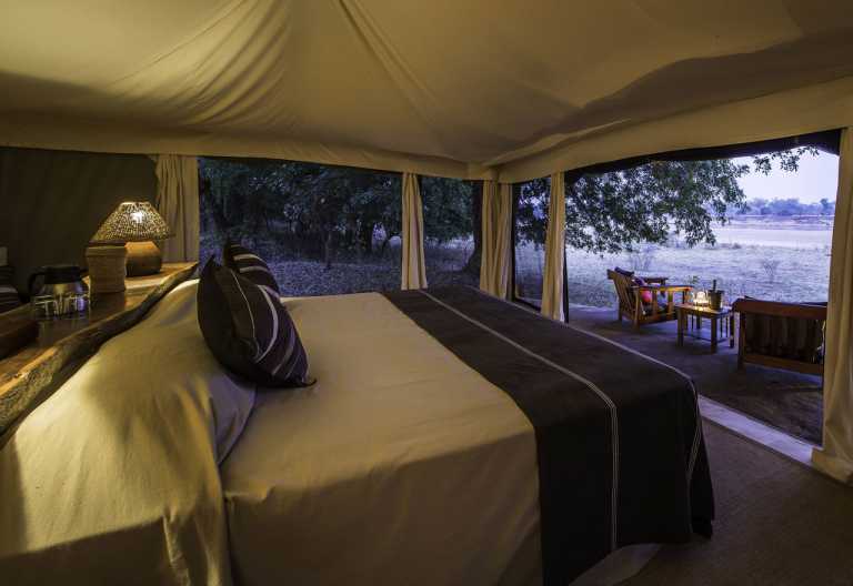 Tena Tena Camp,Blick aus dem Zeltchalet © Foto: Robin Pope Safaris