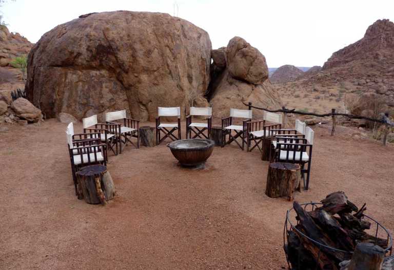 Mowani Mountain Camp, Bomaplatz © Foto: Jens Döring | Outback Africa