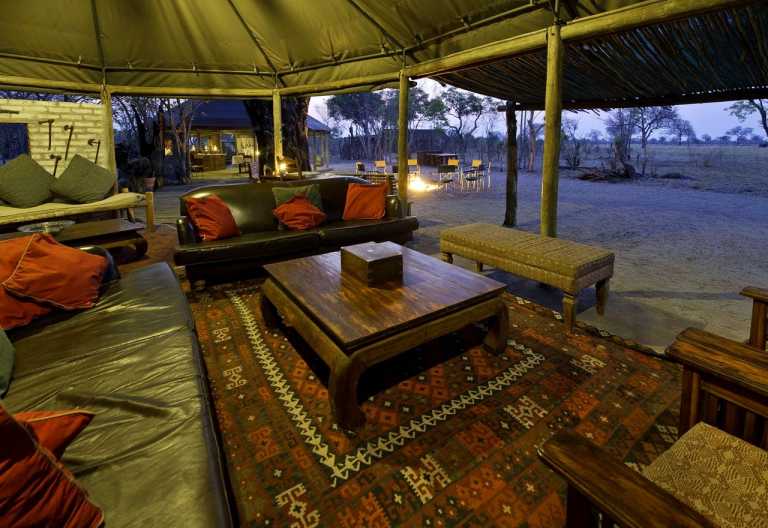 Little Makalolo Camp, Lounge © Foto: Dana Allen für Wilderness Safaris