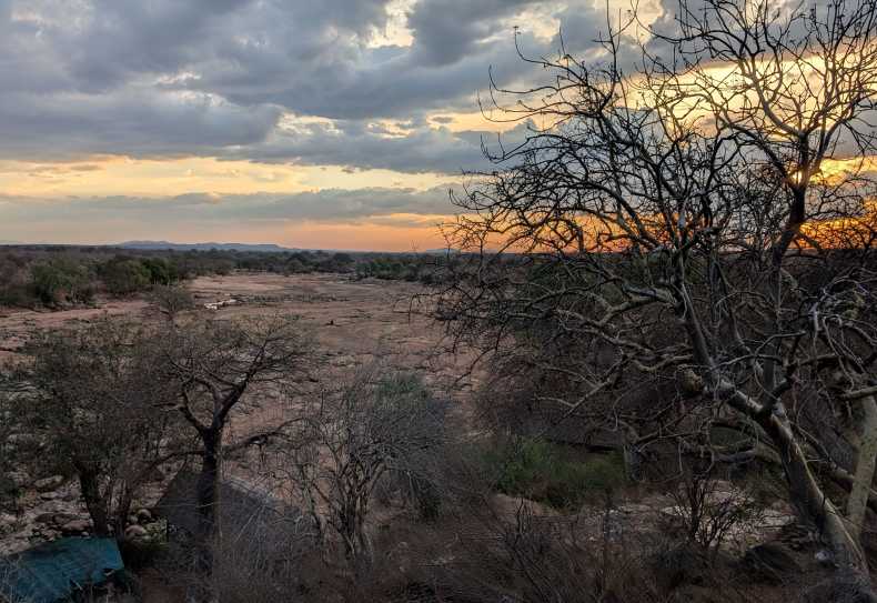 Abendstimmung im Ruaha Nationalpark, Südtansania