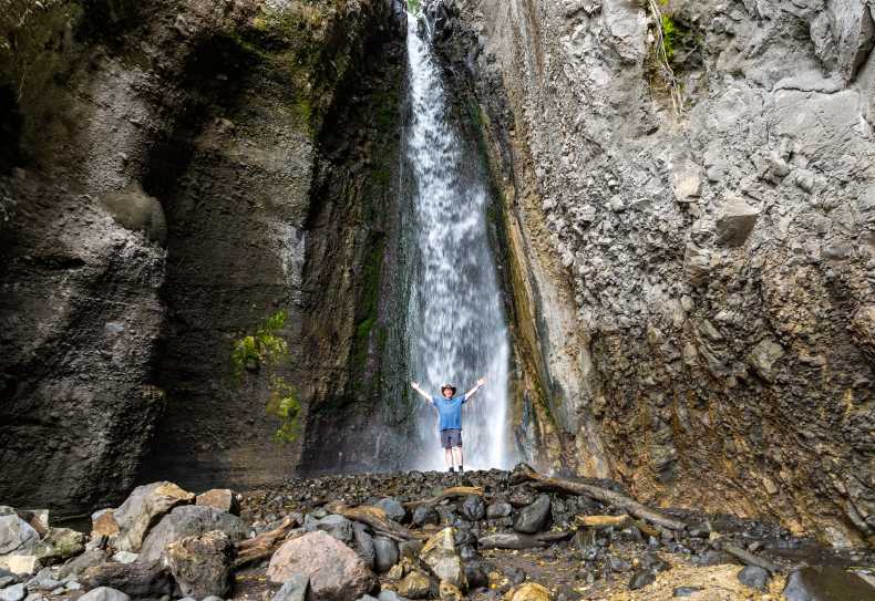 Wasserfall im Arusha Nationalpark